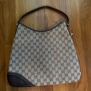 Gucci shoulder bag